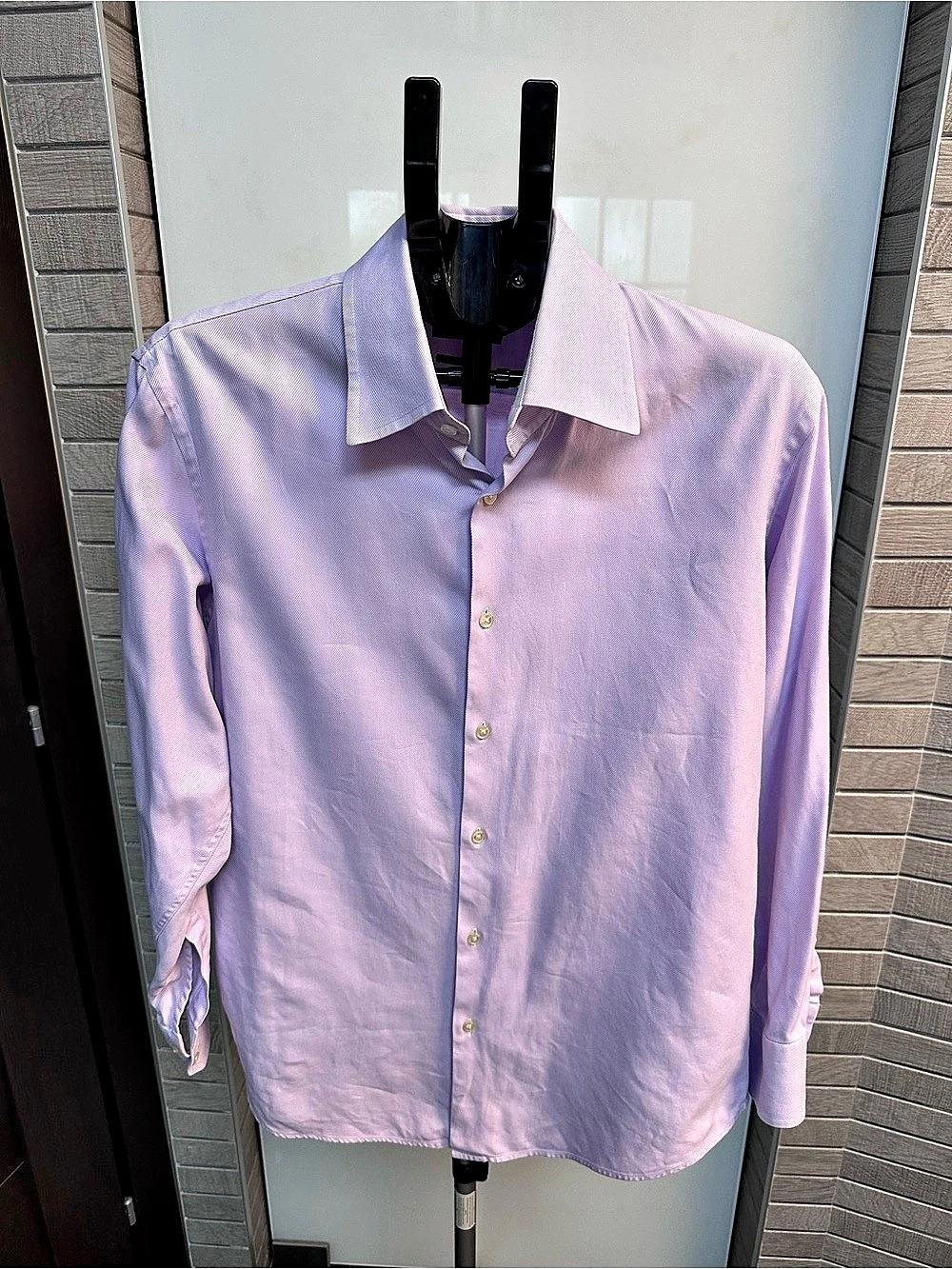 Hugo Boss Men's Lavender/white Cotton Two-Ply Dress Shirt. Size 16 32/33. EUC